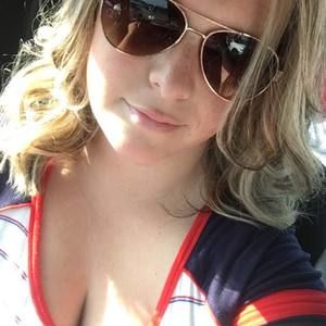 Meet your Posher, Carly